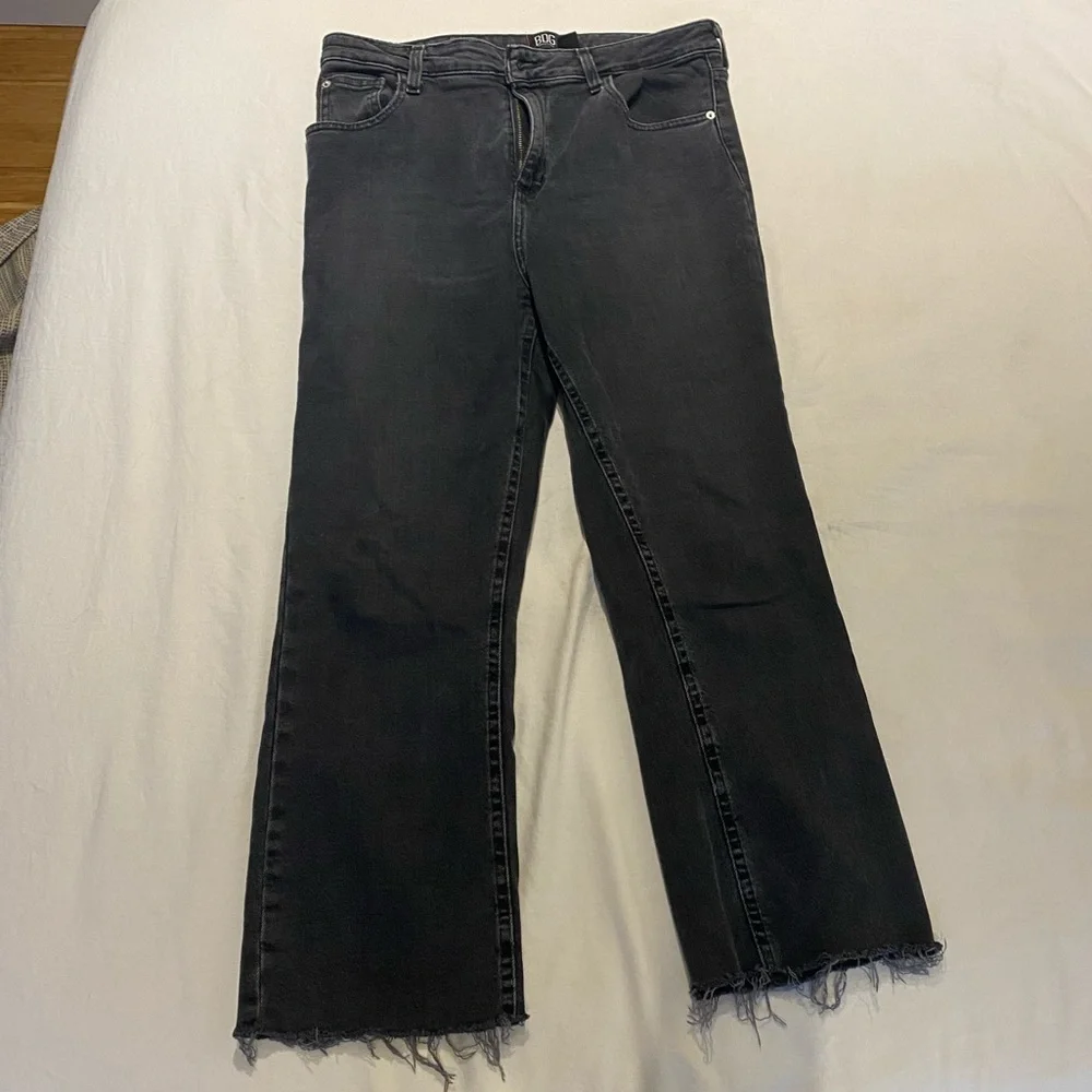 BDG kick flare crop jean - Picture 3 of 7